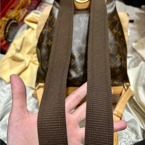 Louis Vuitton MM backpack - Picture 8 of 11